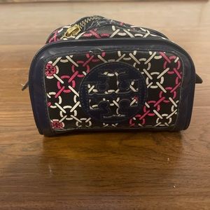 Tory Burch make up bag